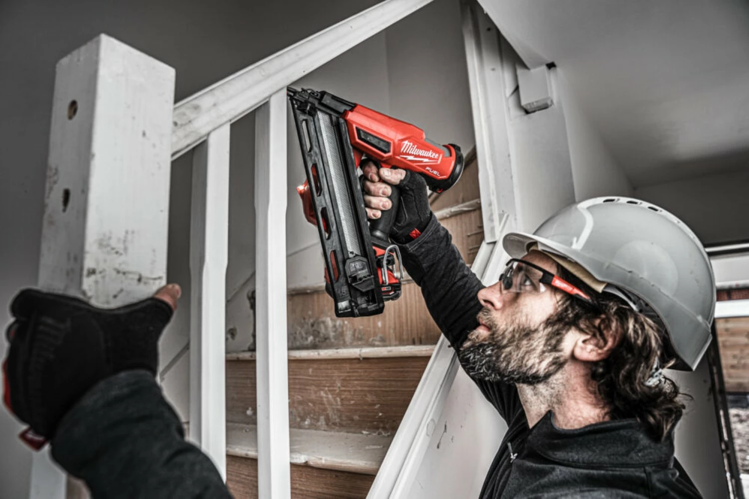 Milwaukee M18 FN15GA-0X Cloueuse sans fil - 18V Li-ion - boîte HD - Machine seule-image