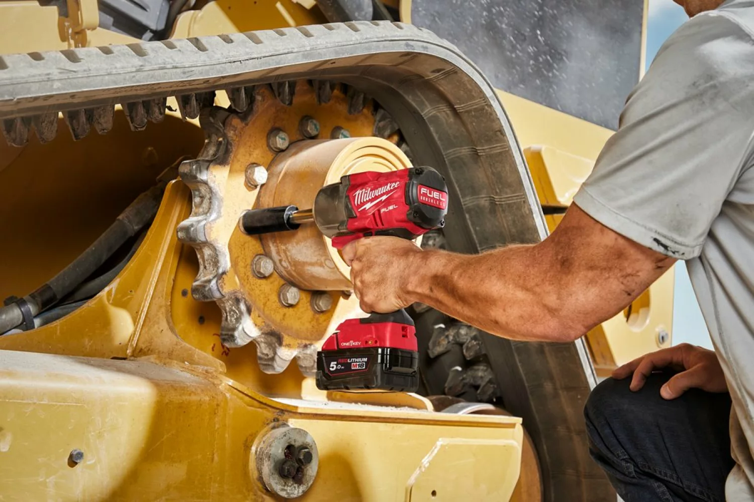 Milwaukee M18 ONEFHIWF12-502X ONE-KEY - Clé à choc Li-Ion 18V (2x batterie 5.0Ah) dans HD Box - 1898Nm - moteur brushless-image