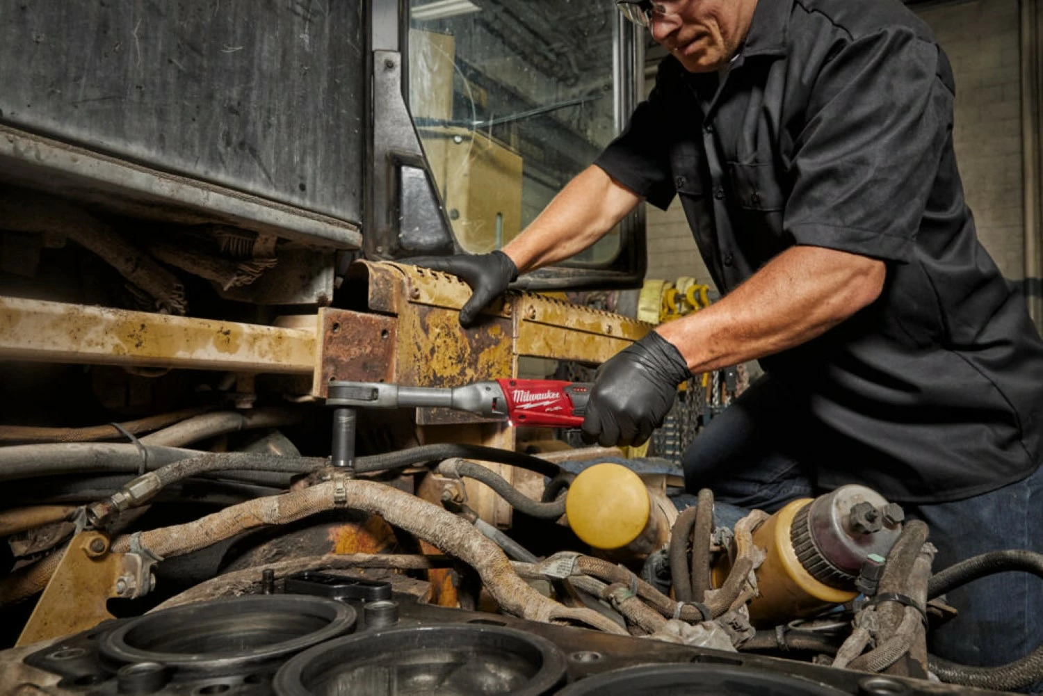 Milwaukee M12 FIR38LR-0 clé à cliquet sans-fil - Li-Ion 12V - 3/8 - Machine seule-image