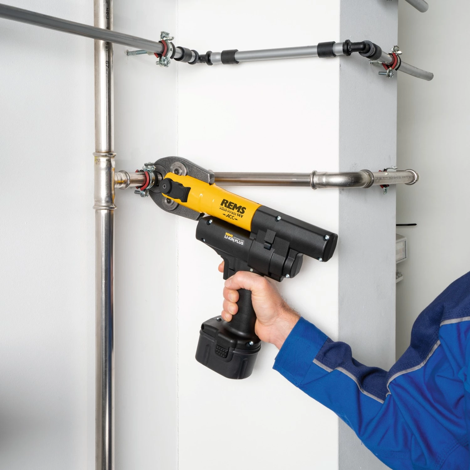 Rems Akku-Press ACC 14,4V Li-Ion accu Radiaalpersmachine incl. 3x Persbek set (1x 3.2Ah accu) in koffer - M15 M22 M28-image