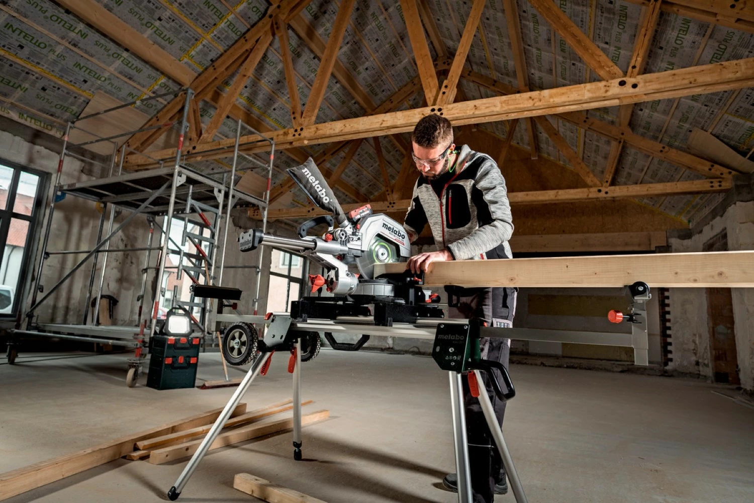 Metabo KGS 18 LTX BL 305 LiHD Ensemble de scie à onglet à batterie (2x 8Ah) - 305 x 30 mm-image