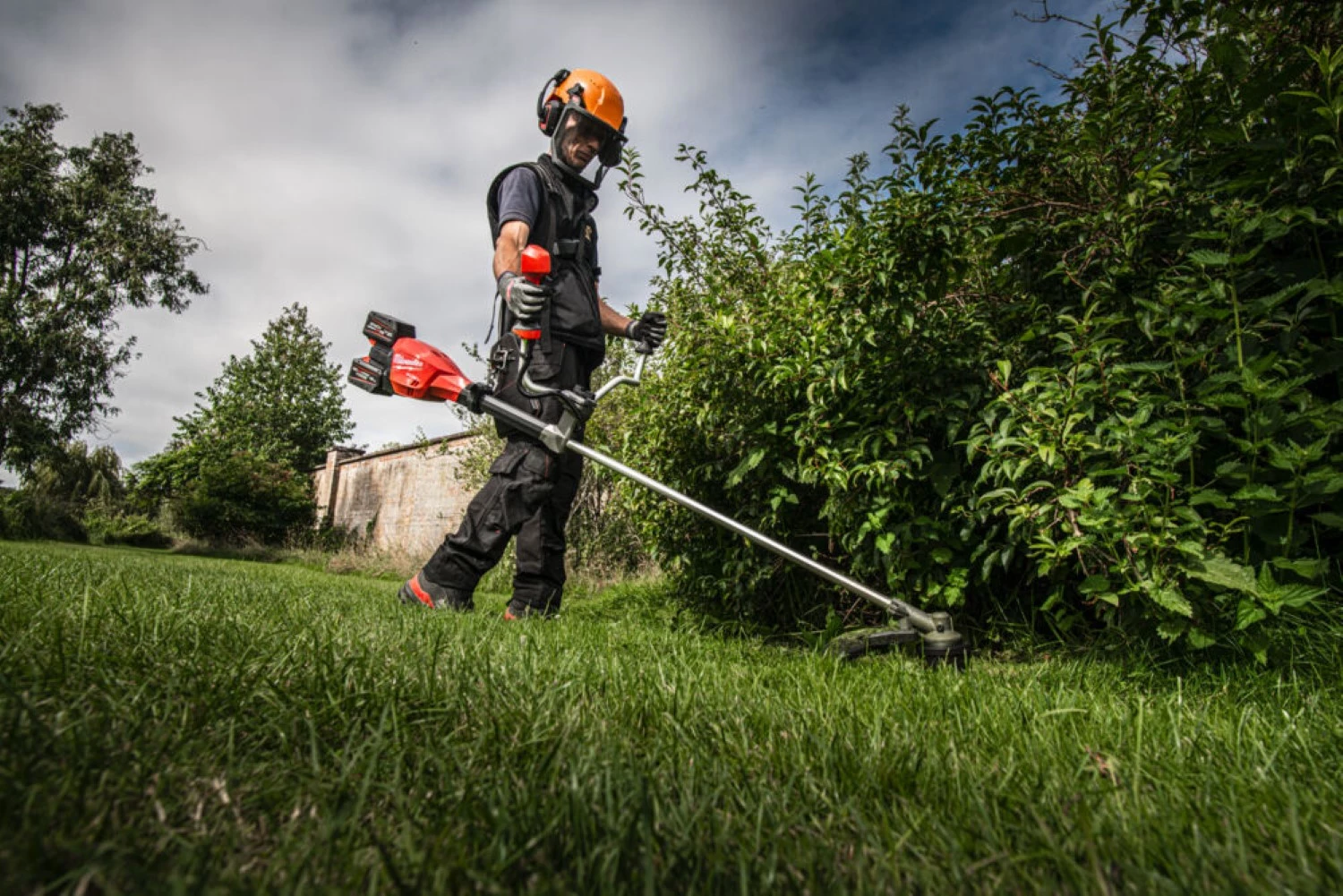 Milwaukee M18 F2BCU-0 18V Li-ion accu bosmaaier body - asymmetrisch stuur - 43cm-image