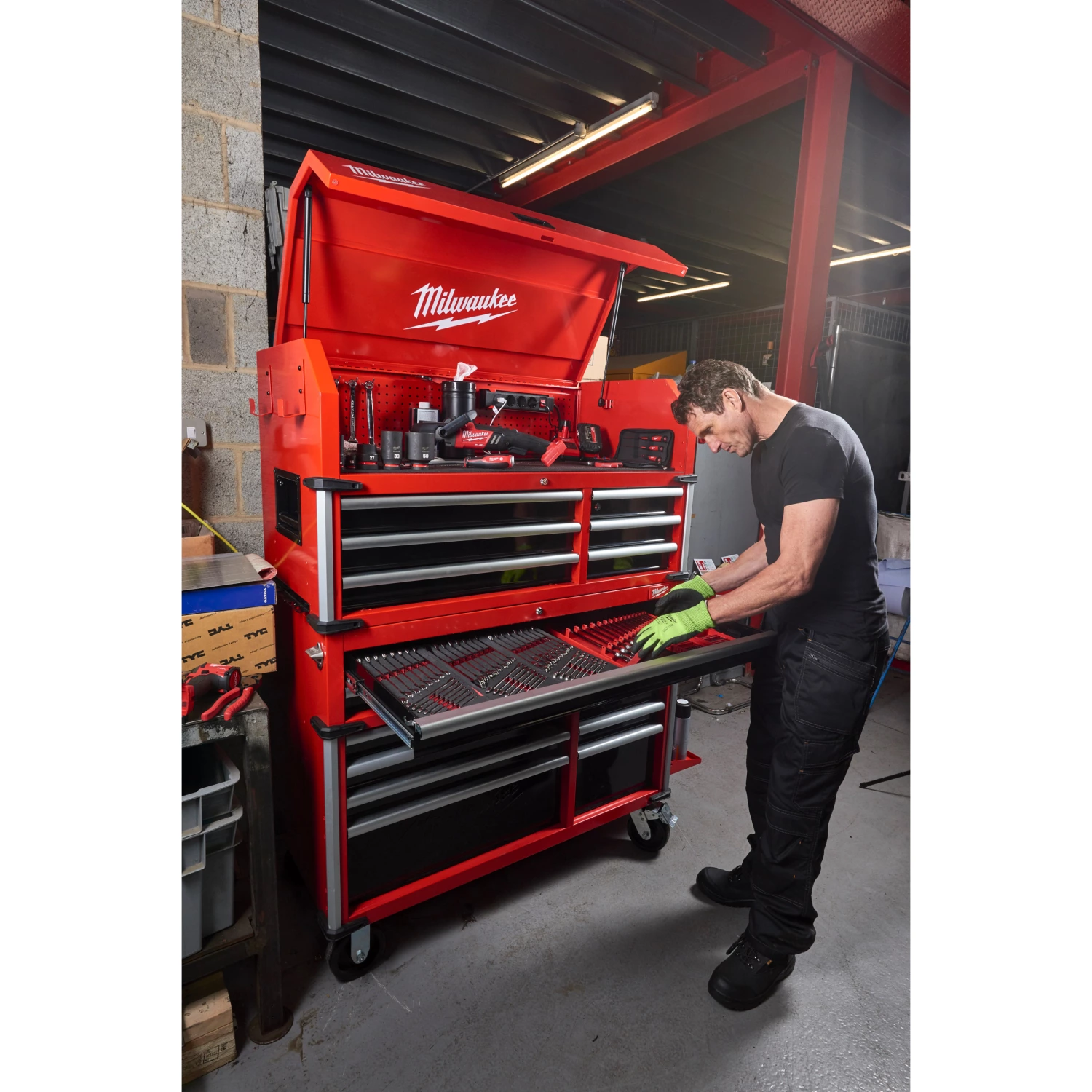 Milwaukee 4932478854 TOOLGUARD™ Stalen opbergkast met 6 lades - 46˝ / 117 cm-image