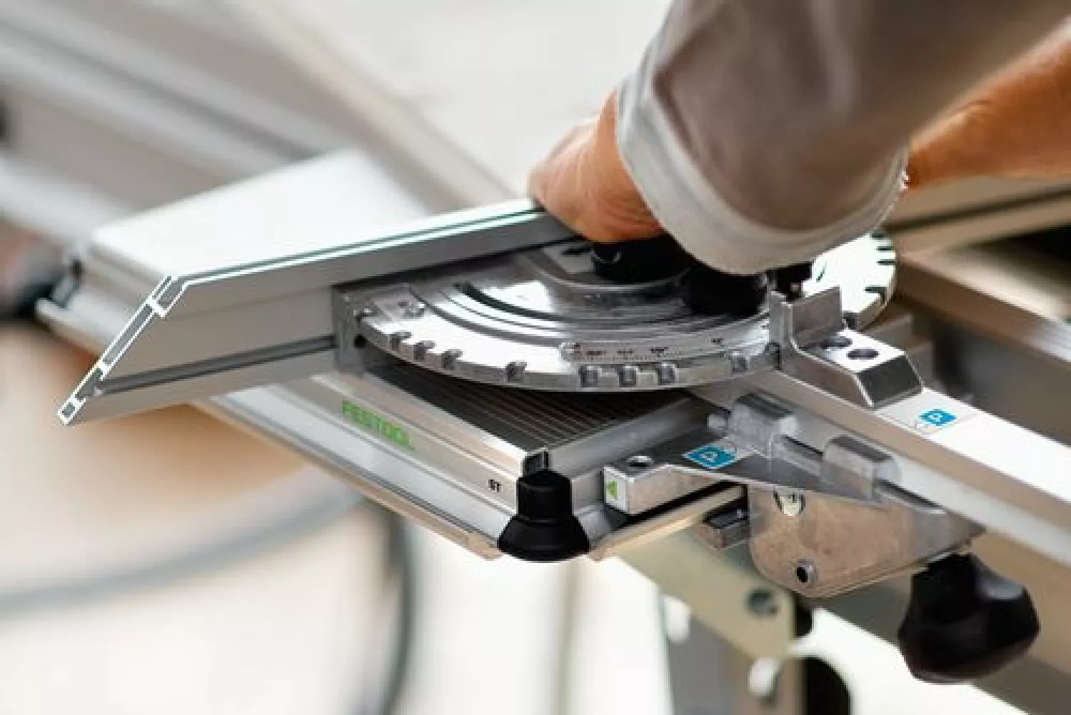 Festool PRECISIO CS 50 EBG-Set Trek-/afkortzaagmachine - 1200W - 190mm-image