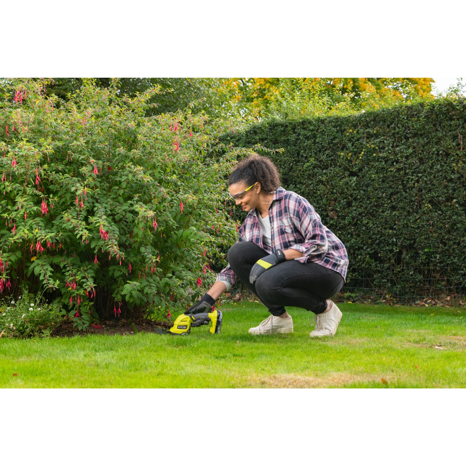 Ryobi RY18GSA-0 One+ 18V Li-ion Accu 2-in-1 Snoeischaar body - 200mm-image