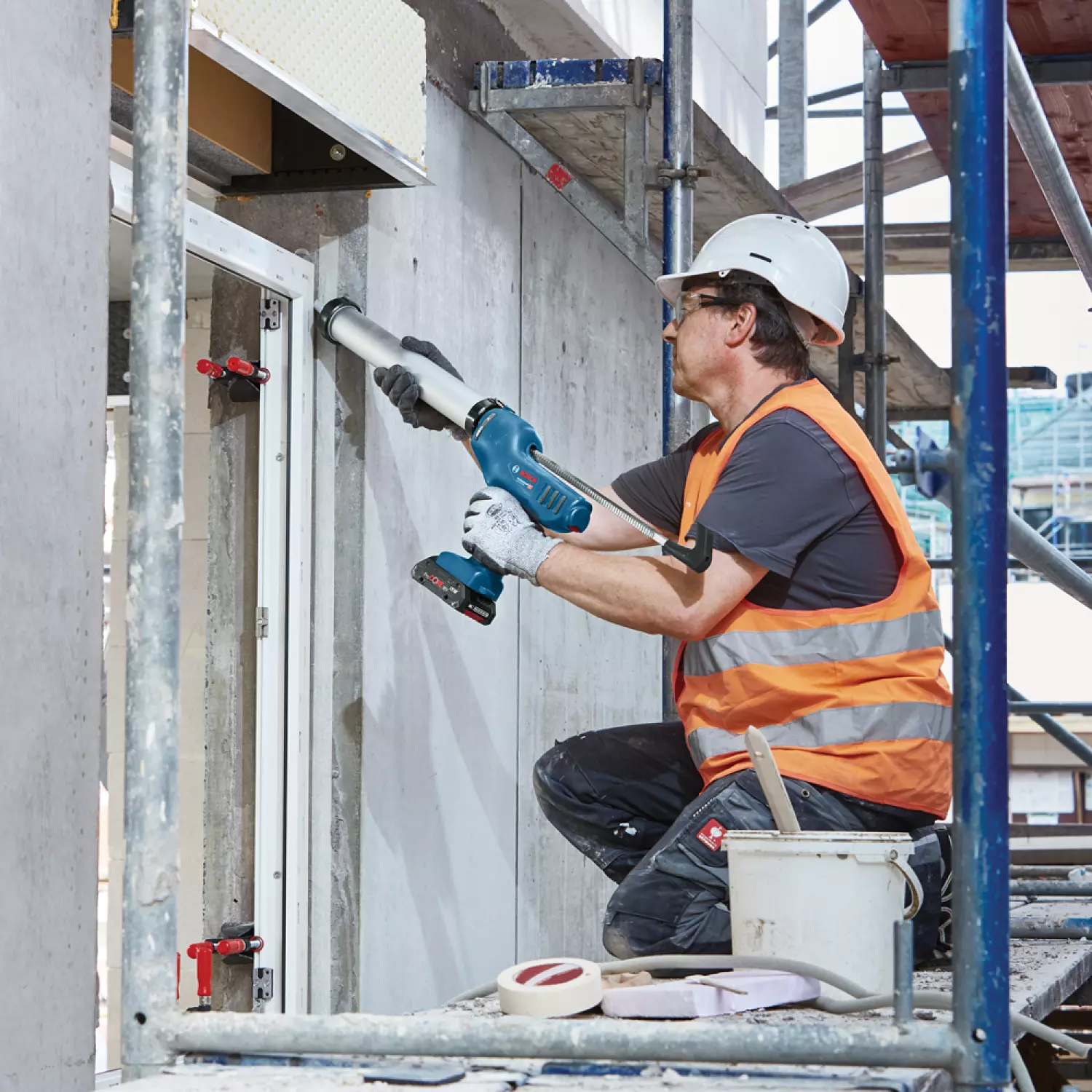 Bosch GCG 18V-600 - Pistolet à mastic sans fil Li-Ion 18V (machine seule)-image