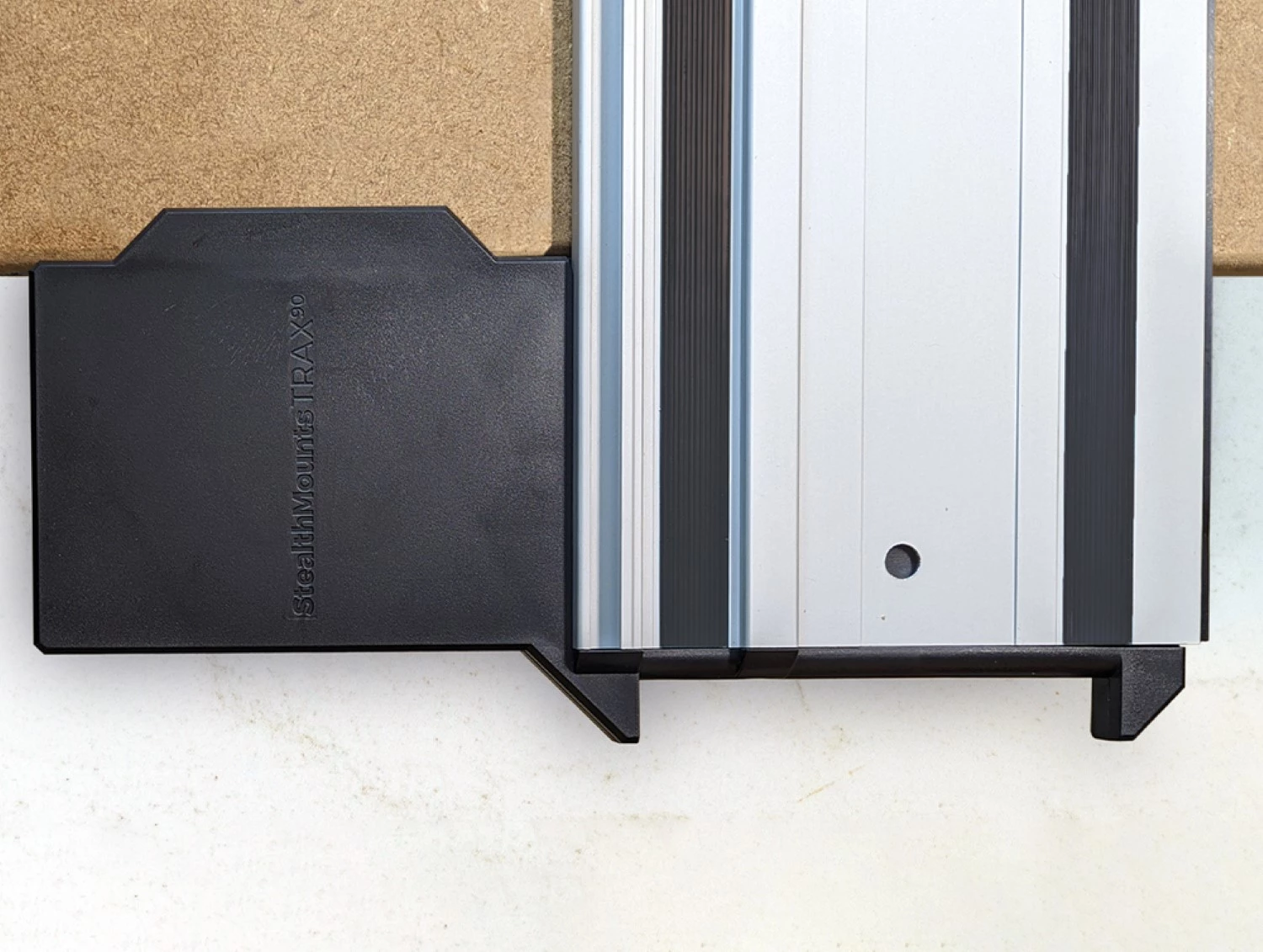 StealthMounts TSS-L-MW-1 Baanzaagvierkant voor Milwaukee geleiderails - 90 graden-image