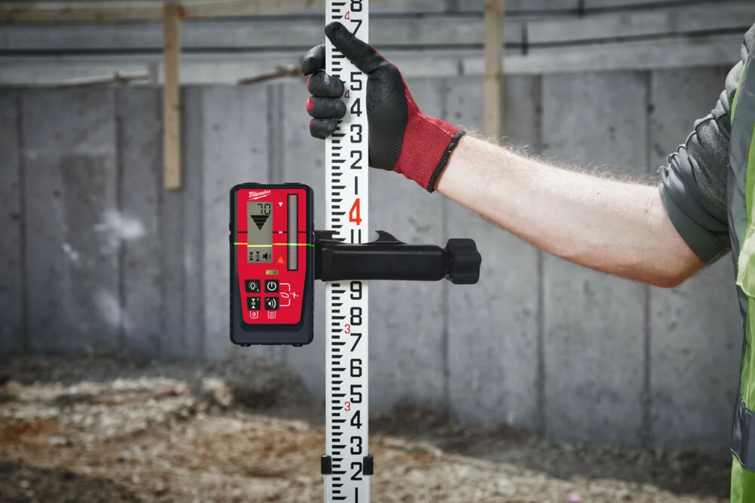 Milwaukee LDR100 Laserontvanger LRD100 - 100m - Rood/Groen - IP67-image