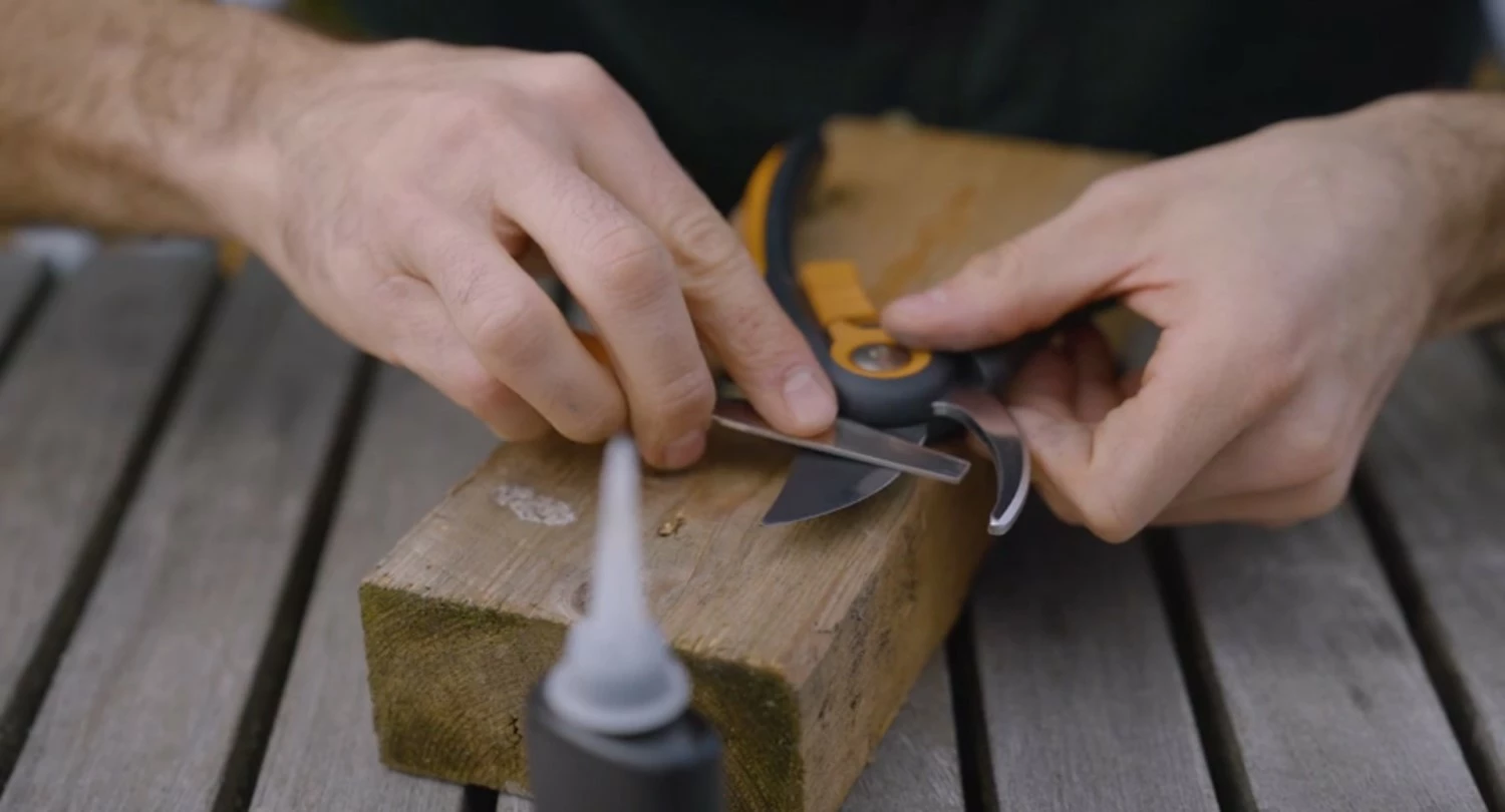 Fiskars 110990 Onderhoudsset voor snoeigereedschappen-image