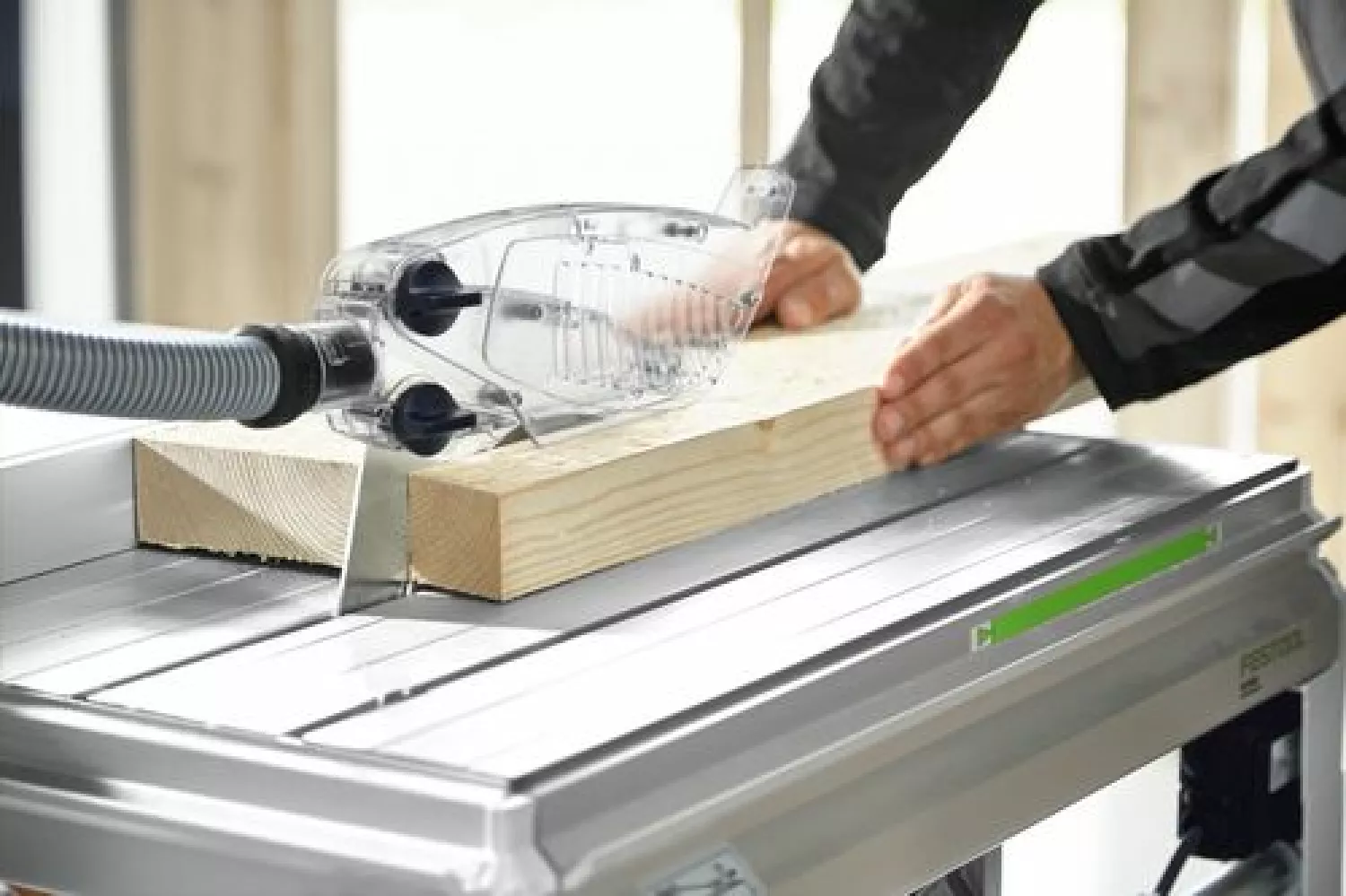Festool PRECISIO CS 70 EBG Trek-/afkortzaagmachine - 2200W - 225mm-image